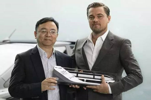 “明星代言公司”/